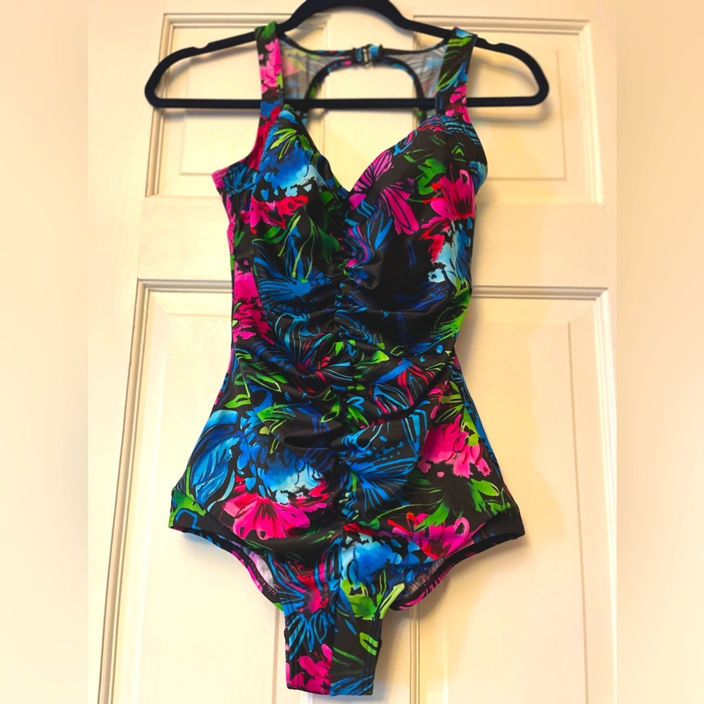 Floral‎ One-Piece Swimsuit